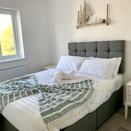 Modern & Cosy 2-Bed Apartment Near Nec, Airport & Jlr! バーミンガム エクステリア 写真