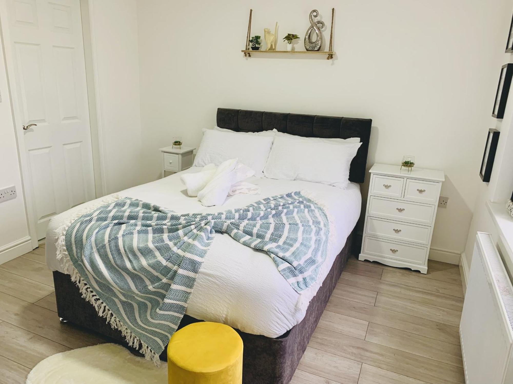 Modern & Cosy 2-Bed Apartment Near Nec, Airport & Jlr! バーミンガム 部屋 写真